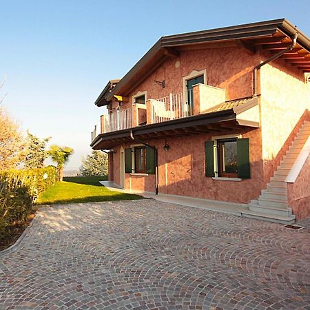La Villa Degli Ulivi ソイアーノ・デル・ラーゴ エクステリア 写真
